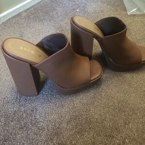 Brown chunky heel